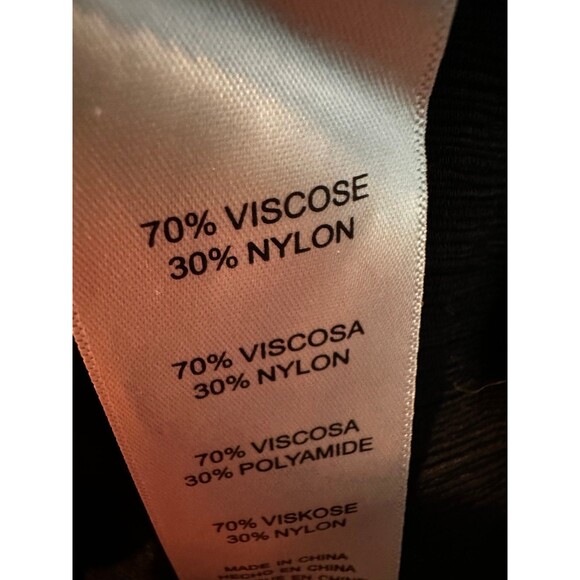 Zim & Zoe Plus Top V Neck Black 3/4 Roll Tab Sleeve Flare Hem Viscose Size 26/28 - Picture 6 of 7